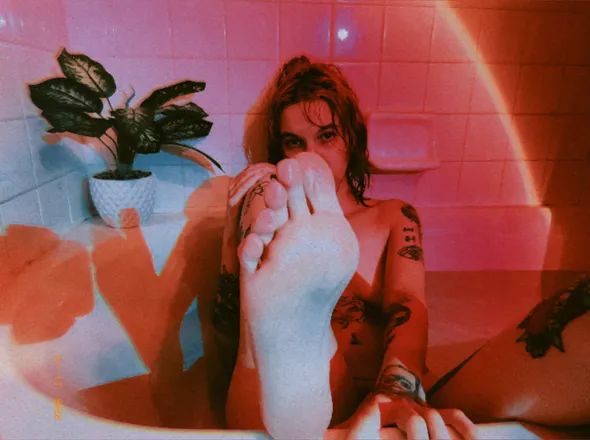 OnlyFans cuenta c0meonaileen header 2