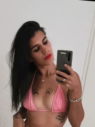 OnlyFans cuenta xxmamacita header 2