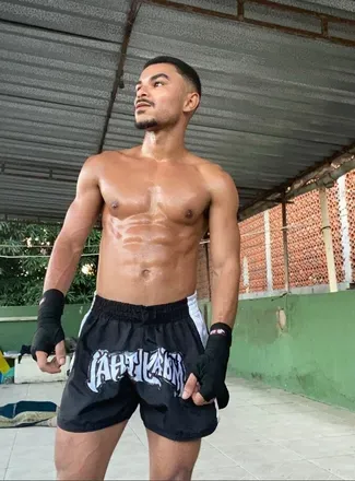 OnlyFans cuenta leonavarrof avatar 1