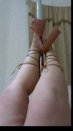 OnlyFans account  leydilaura21 header 2