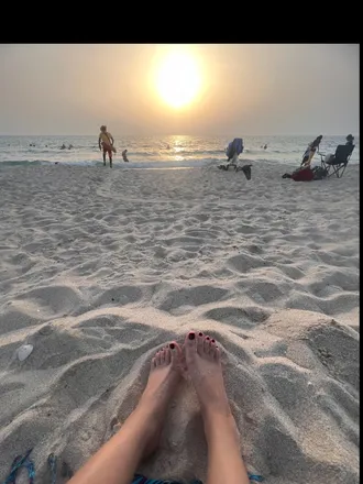 OnlyFans cuenta barefootbunny205 header 2
