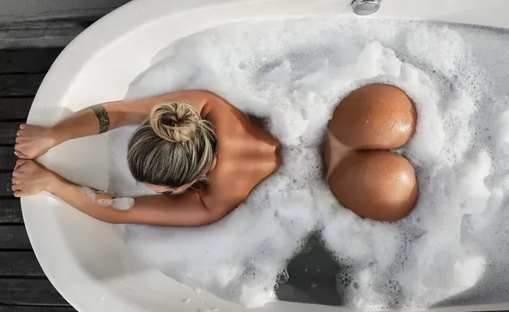 OnlyFans cuenta marireisbrz header 2