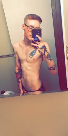 OnlyFans cuenta yourfavload header 2