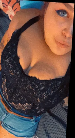 OnlyFans cuenta violetvixxen669 header 2