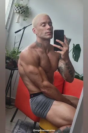 OnlyFans cuenta manuelcortes header 2