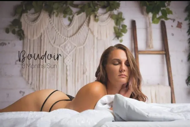 OnlyFans cuenta xo_allie header 2