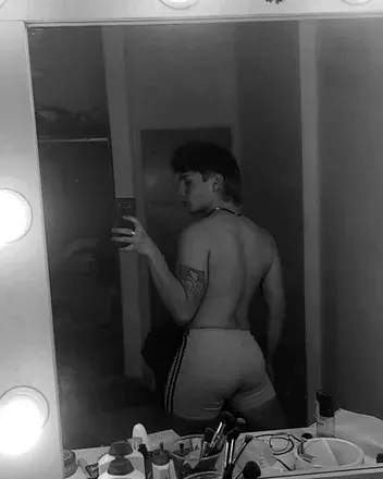 OnlyFans cuenta onlyhallcryst avatar 1