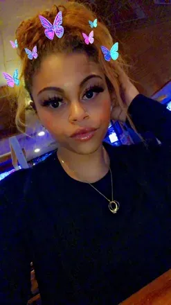 OnlyFans account  prettybee28 avatar 1