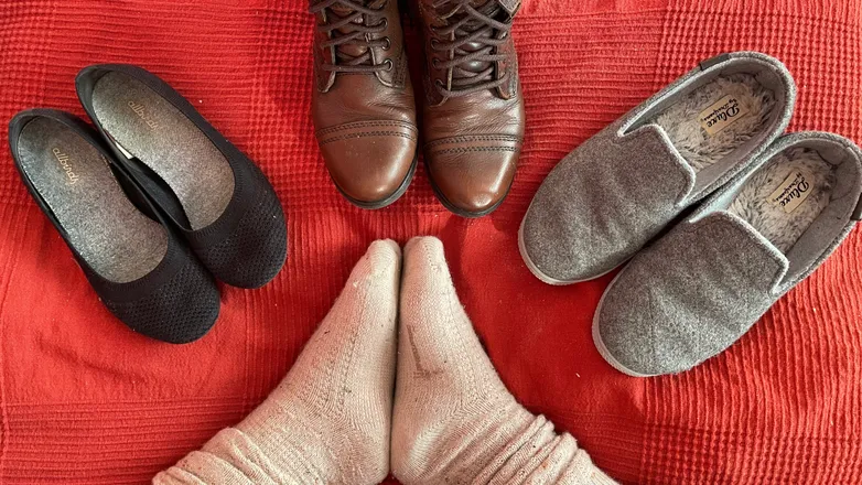 OnlyFans cuenta petiteshoe header 2