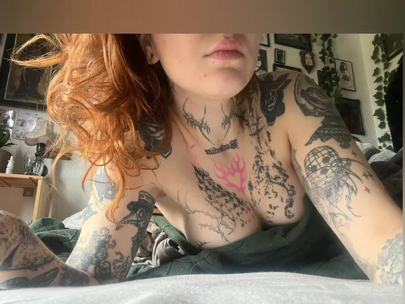OnlyFans account  cryptocat header 2