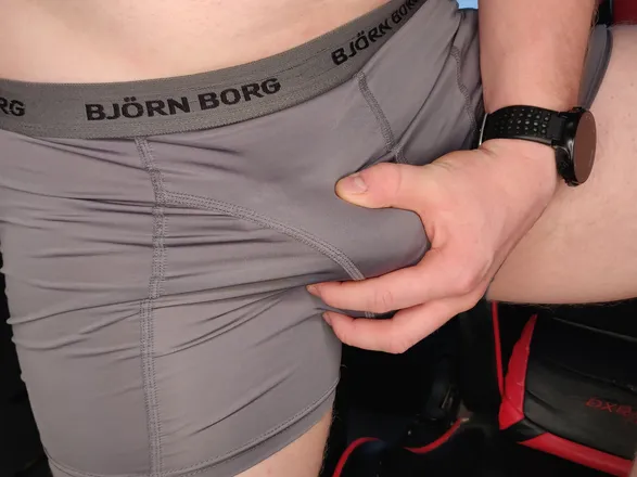 OnlyFans cuenta pultti95 header 2