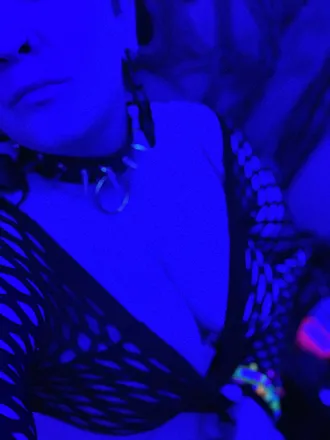 OnlyFans cuenta mamamambo header 2