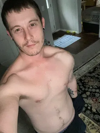 OnlyFans account  maxhunt1990 avatar 1