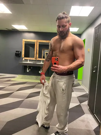 OnlyFans cuenta dougplusy header 2