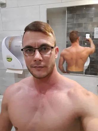 OnlyFans account  timon1990 header 2