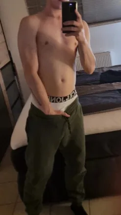 OnlyFans account  wh1t3st4r header 2