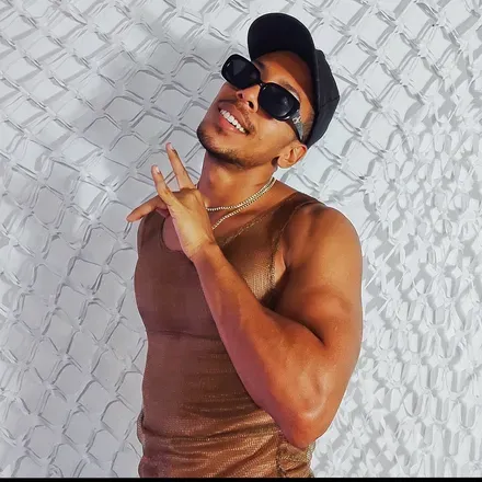 OnlyFans account  dhersaez23 avatar 1