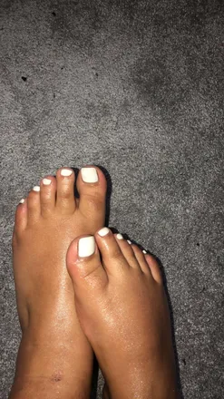 OnlyFans cuenta feetish3 header 2
