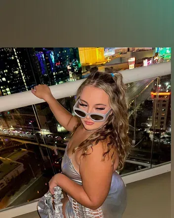 OnlyFans cuenta princess011 header 2