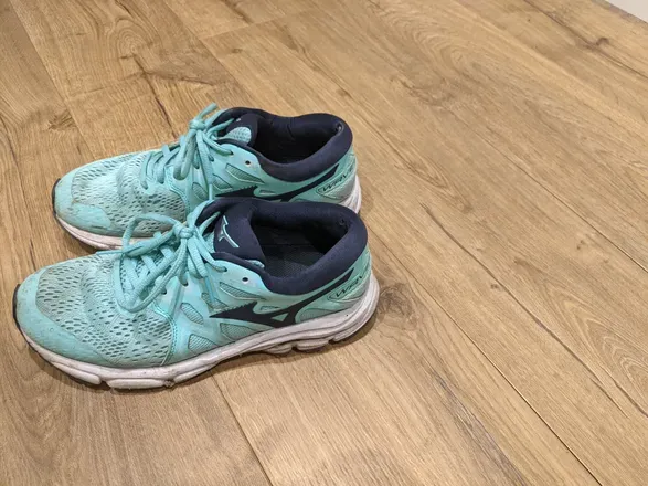 OnlyFans cuenta freyasrunningfeet header 2