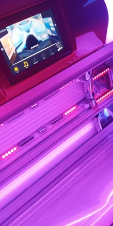 OnlyFans cuenta lonelylou header 2