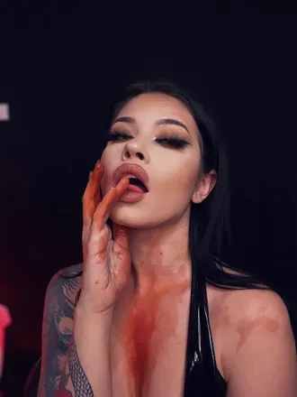 OnlyFans cuenta peachivamp header 2