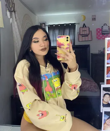 OnlyFans account  typicaldarling avatar 1