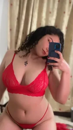 OnlyFans cuenta serenakarakoyun avatar 1