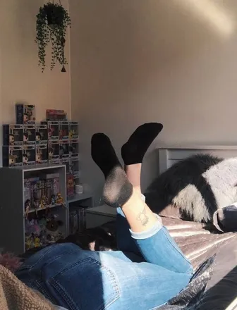 OnlyFans account  my_toebeans header 2