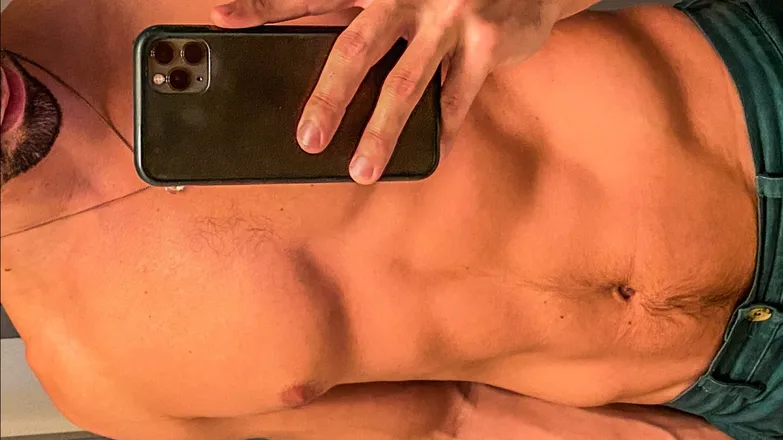 OnlyFans cuenta nikolailukas header 2