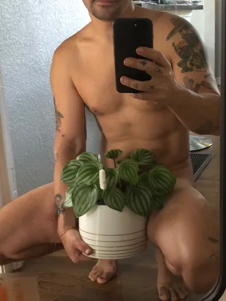 OnlyFans account  juicee-p header 2