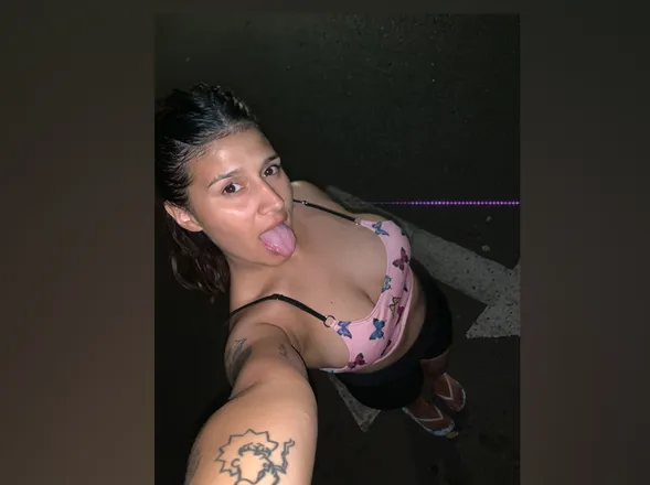 OnlyFans cuenta araceli420 header 2
