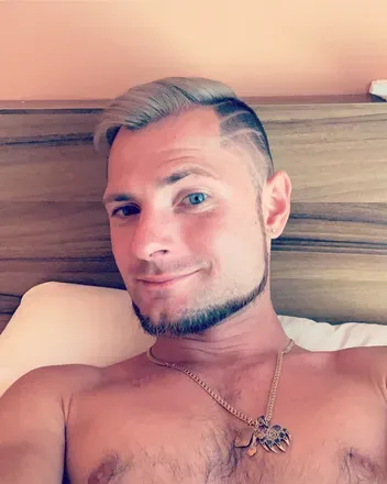 OnlyFans cuenta u74889335 avatar 1