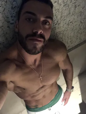 OnlyFans cuenta paulomoreno header 2