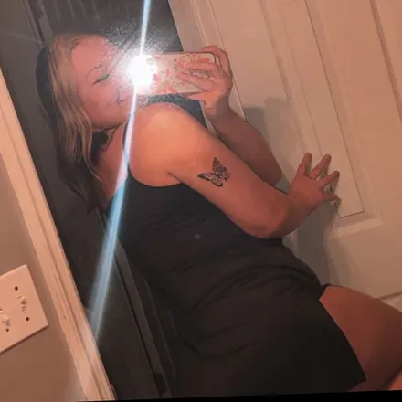 OnlyFans cuenta kinsbee19 avatar 1