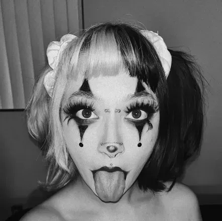 OnlyFans account  maize.starr avatar 1