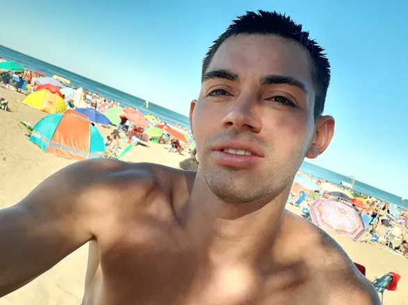 OnlyFans cuenta agus_23of avatar 1