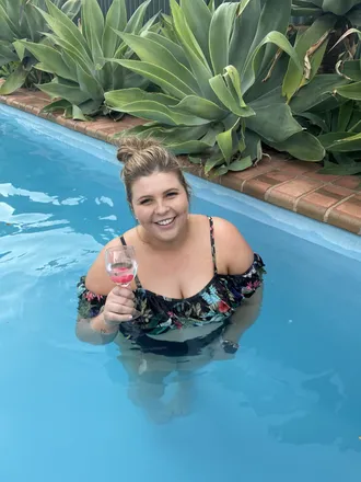 OnlyFans account  curvesplus header 2