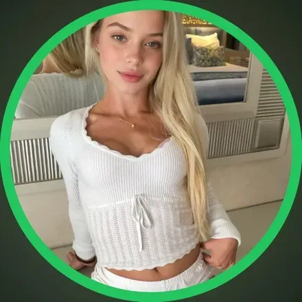 OnlyFans account  elinablonde avatar 1