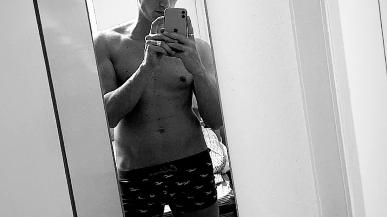 OnlyFans cuenta forbiddenduox header 2