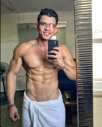 OnlyFans cuenta ruzzo69 avatar 1