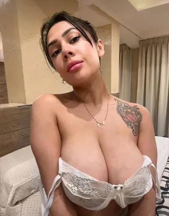 OnlyFans cuenta lolyglo avatar 1