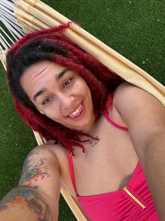 OnlyFans account  theylovepeachesncream avatar 1