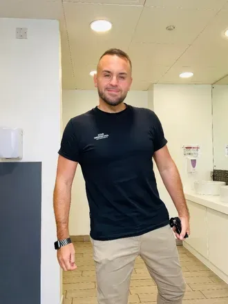 OnlyFans account  bigcummeruk avatar 1