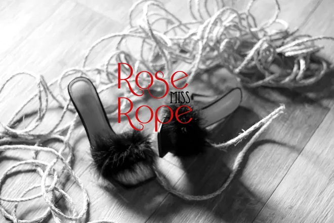 OnlyFans cuenta missroserope header 2