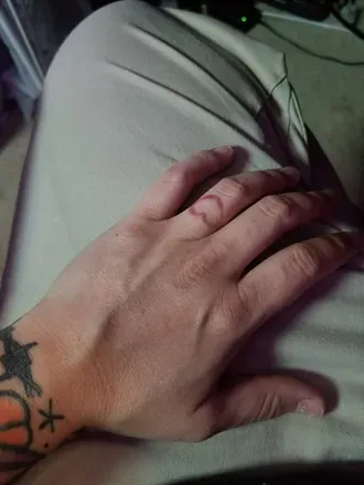 OnlyFans account  stuffyhands avatar 1