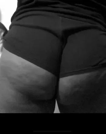 OnlyFans cuenta mizzmiracle973 avatar 1