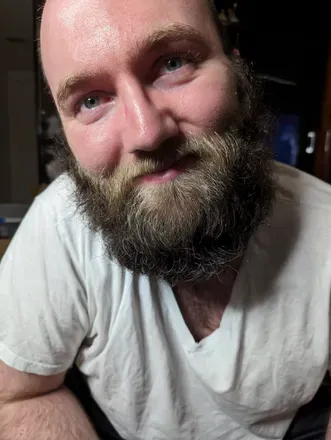 OnlyFans cuenta thebeardedviking02 header 2