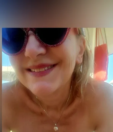 OnlyFans cuenta blondie_gi header 2