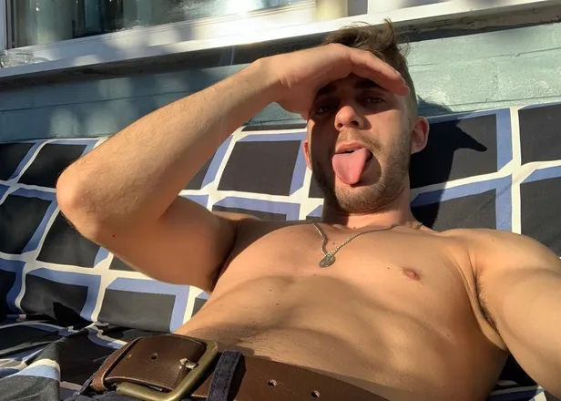 OnlyFans cuenta eliwolfe9inch header 2